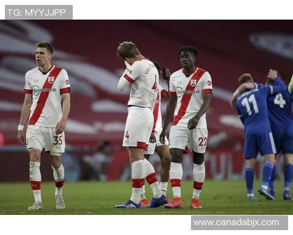 海伦芬主场迎战埃门期待精彩对决与球迷热情共鸣